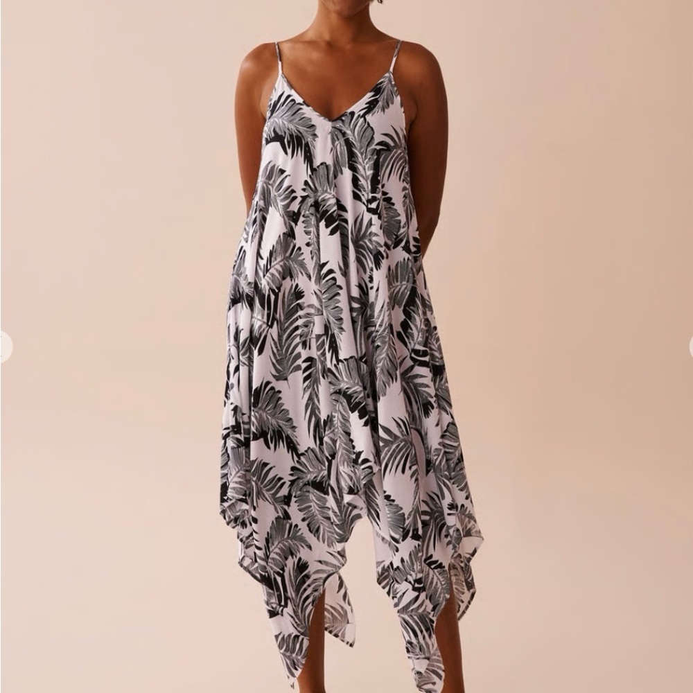 Black and White Leaf Print Dress